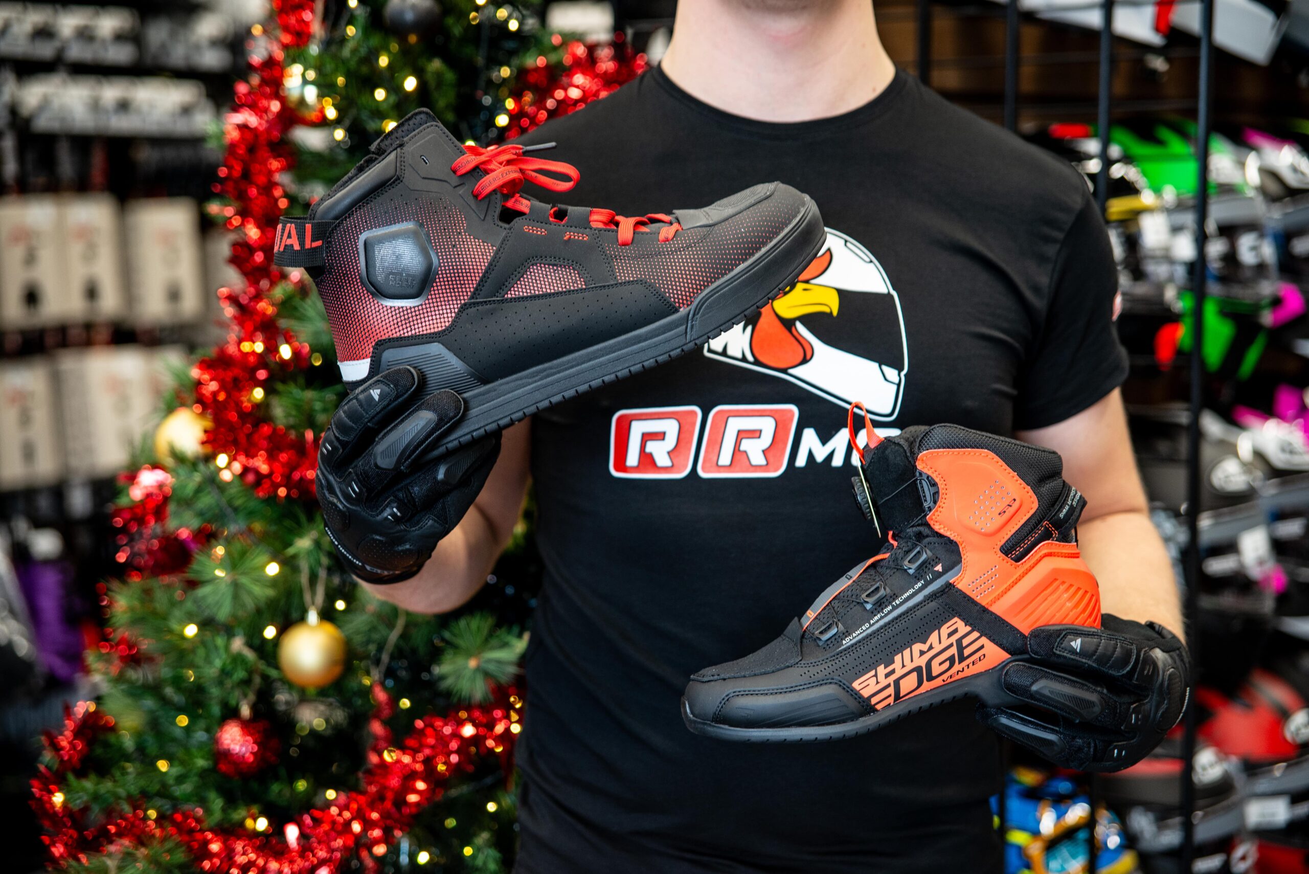 Buty motocyklowe na prezent świąteczny? Sprawdź modele, które zachwycą każdego fana motoryzacji