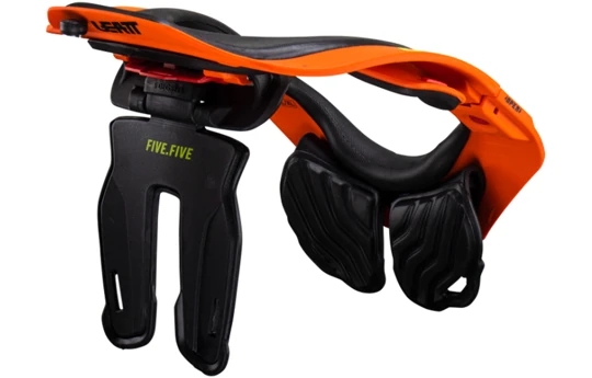 Ochraniacz karku LEATT 5.5 NECK BRACE WHITE biały czarny