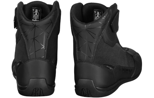 Buty krótkie SECA APEX PRO BLACK czarny