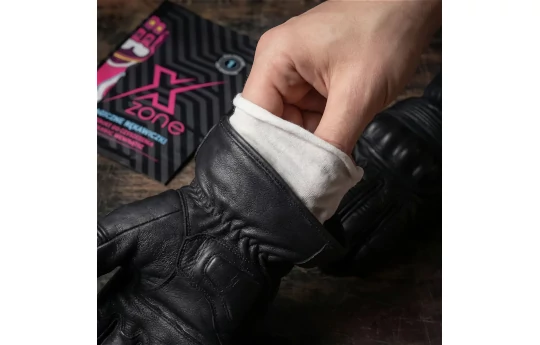 Produkt do czyszczenia rękawic wewnątrz XZONE MAGICZNE RĘKAWICZKI