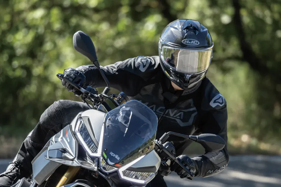 Nowe kaski motocyklowe HJC na rok 2027. Co się zmieniło?