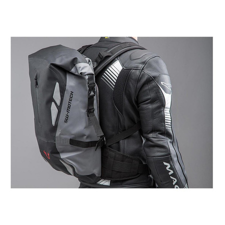 Plecak SW MOTECH TRITON TARPAULIN ANTHRACITE/BLACK 20L grafitowy czarny