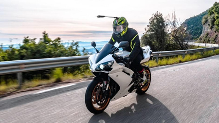 Uchwyt INSTA360 UNICORN HELMET MOUNT