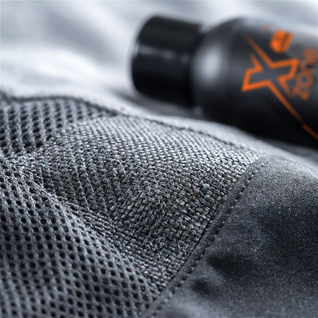 Płyn do płukania odzieży motocyklowej Fabric Protect  XZONE 300ml