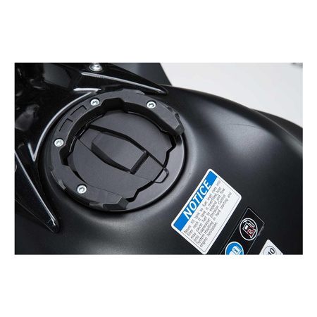 Mocowanie TANK RING SW MOTECH EVO KAWASAKI Z650/NINJA 650 (16-) BLACK czarny