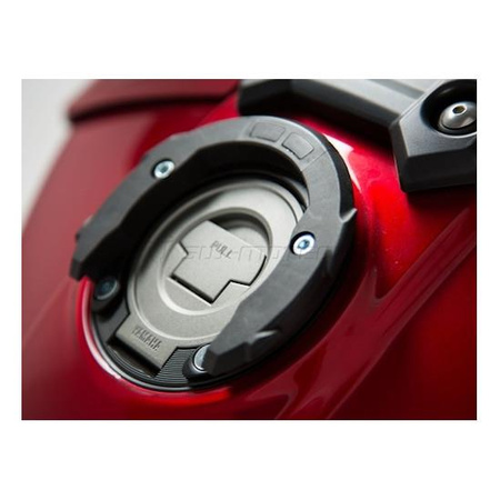 Mocowanie TANK RING SW MOTECH EVO YAMAHA MT-09 TRACER (14-18) BLACK czarny