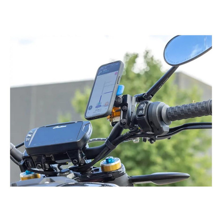 Podstawa QUAD LOCK montowana w obejmie pompy hamulca/sprzęgła czarny