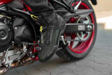 Buty motocyklowe krótkie Shima Edge Vent Men khaki zielony