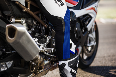 Kombinezon jednoczęściowy SHIMA APEX RS WHITE/BLUE czarny biały niebieski