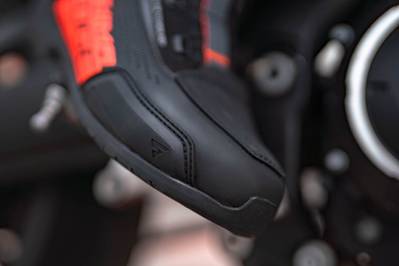 Buty motocyklowe krótkie Shima Edge Vent Men czerwony
