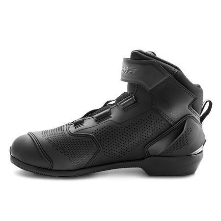Buty krótkie SHIMA ENZO AIR BLACK/WHITE czarny biały