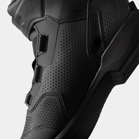 Buty krótkie SHIMA ENZO AIR BLACK/WHITE czarny biały