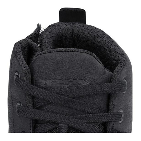 Buty krótkie RICHA TRAVIS WP BLACK czarny