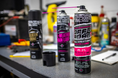 Spray do łańcucha MUC-OFF OFF-ROAD ALL WEATHER