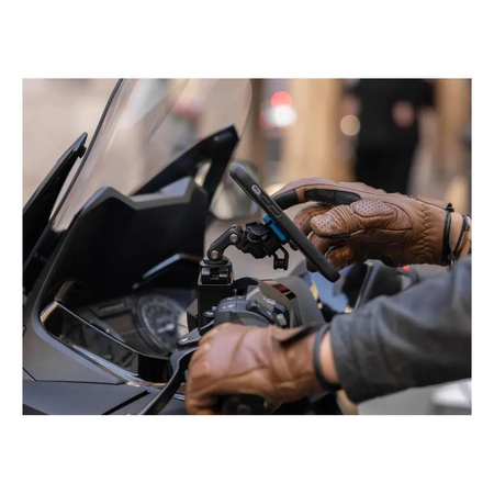 Podstawa QUAD LOCK V2 mocowana na zbiorniczek hamulcowy czarny