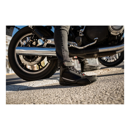 Buty krótkie SECA TRAFFIC II BLACK czarny