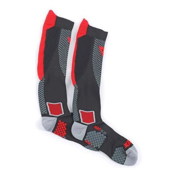 DAINESE D-CORE 仰々しい MID SOCK BLACK/RED