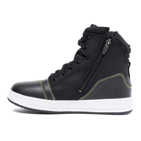 BUTY OZONE SPIN VENTED BLACK/WHITE SOLE