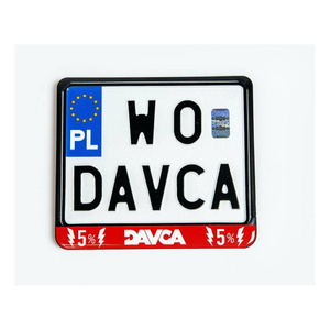 Ramka tablicy rejestracyjnej DAVCA czarny czerwony biały